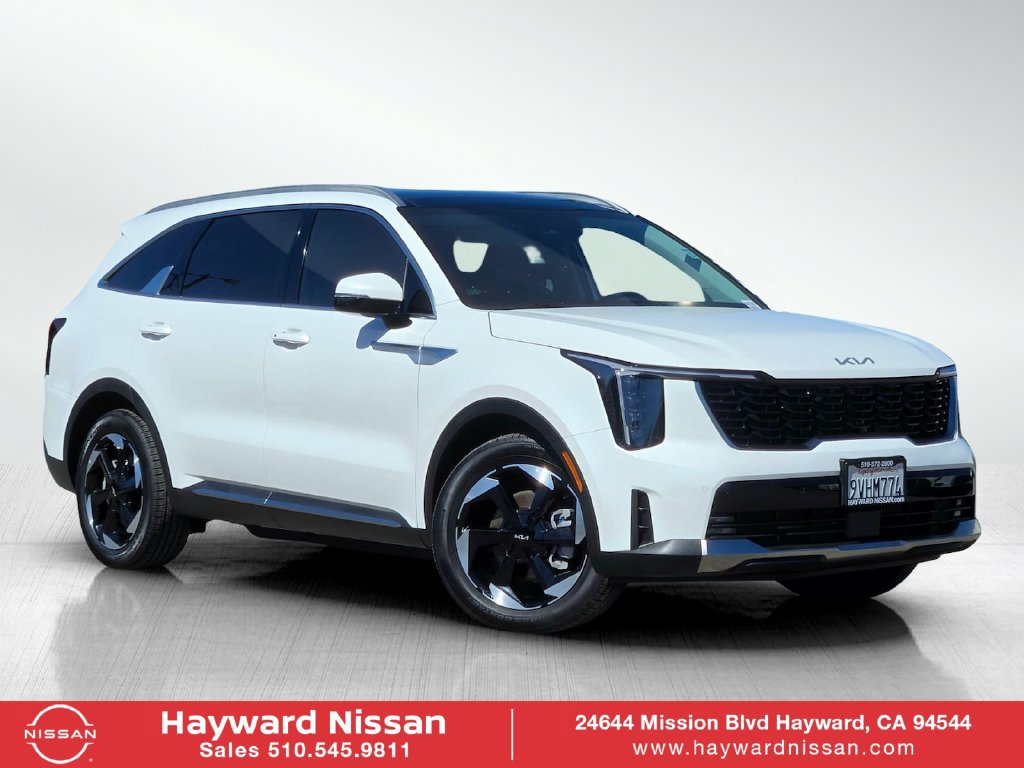 Used 2025 Kia Sorento EX w/ EX Panoramic Sunroof Package