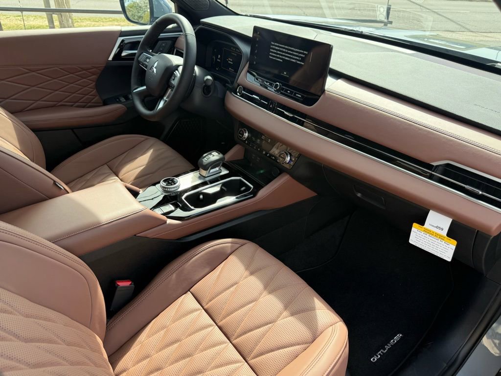 New 2026 Mitsubishi Outlander SEL image 23