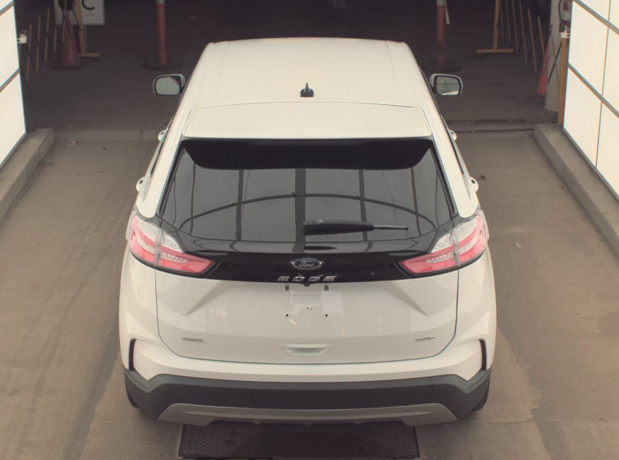 Used 2024 Ford Edge SEL w/ Convenience Package AWD/4WD image 10
