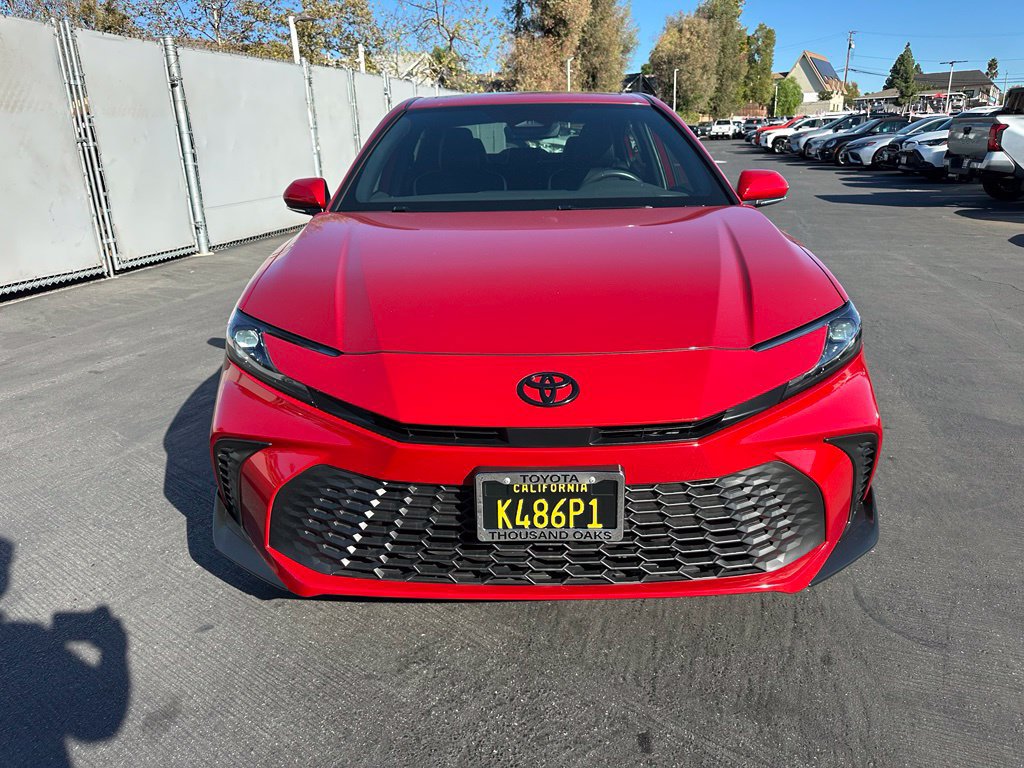Used 2025 Toyota Camry SE w/ Multimedia Upgrade Package FWD image 5
