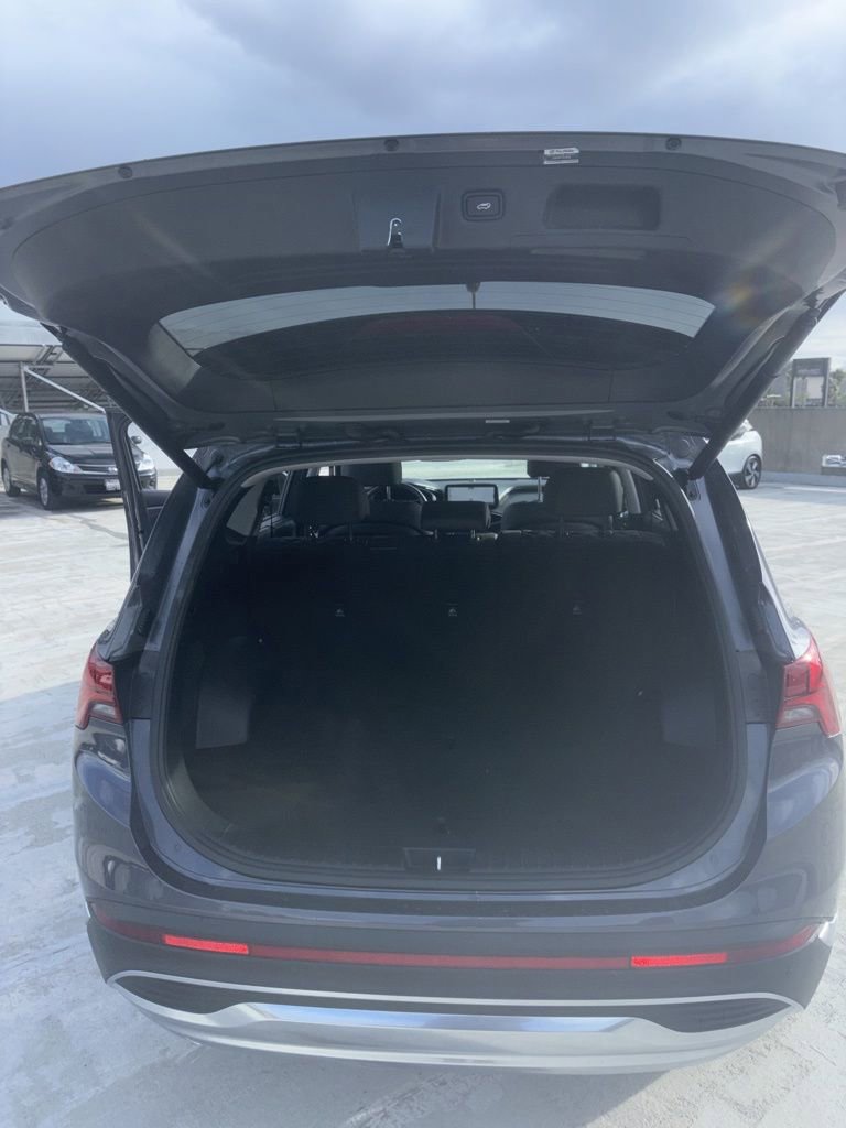 Used 2023 Hyundai Santa Fe Limited image 6