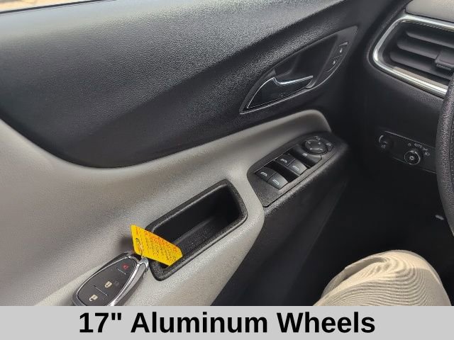 Used 2023 Chevrolet Equinox LS w/ LS Convenience Package image 11
