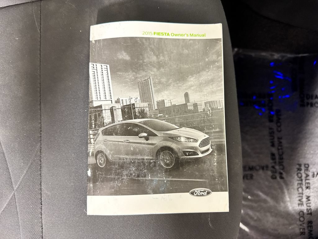 Used 2015 Ford Fiesta SE FWD image 34