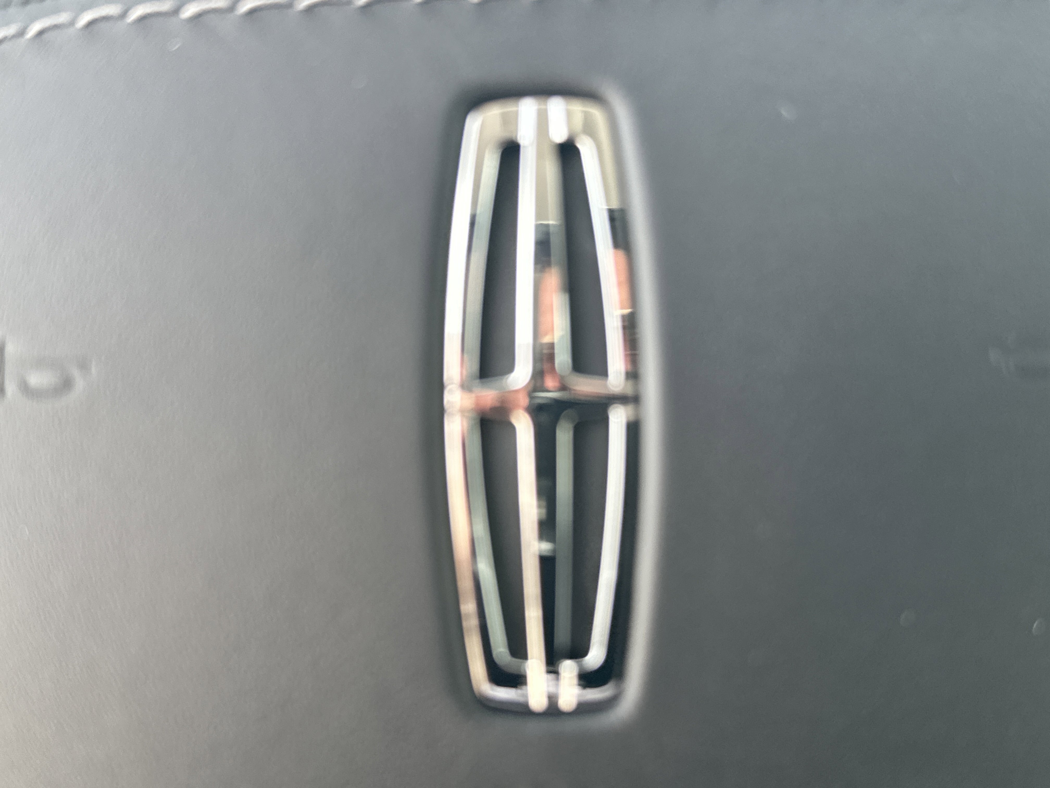 New 2025 Lincoln Navigator Reserve image 23