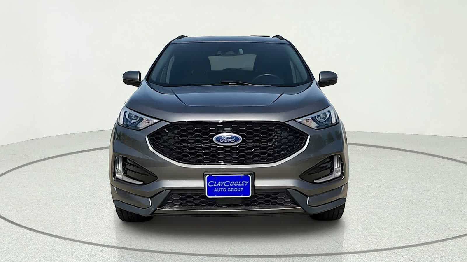 Used 2021 Ford Edge ST-Line FWD image 2