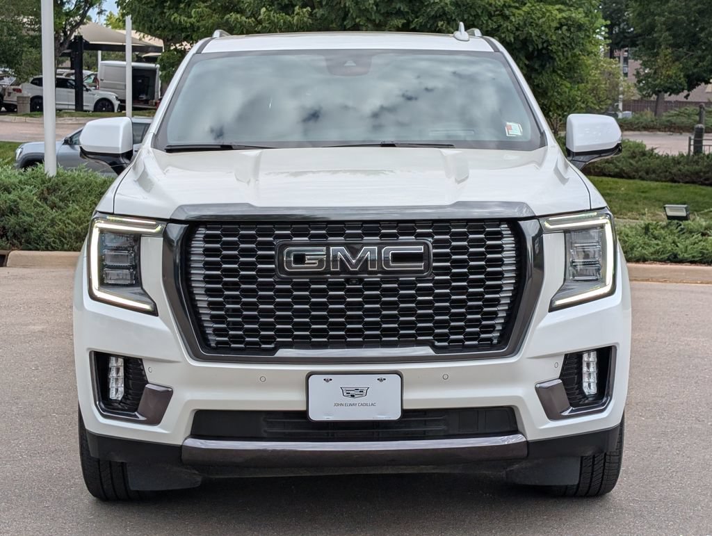 Used 2024 GMC Yukon Denali Ultimate AWD/4WD image 9