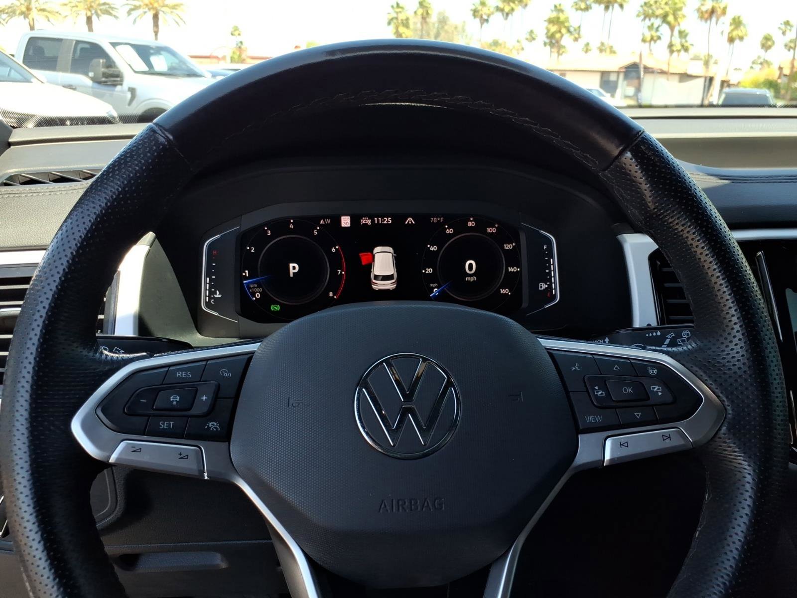 Certified 2022 Volkswagen Atlas Cross Sport SEL Premium R-Line AWD/4WD image 28