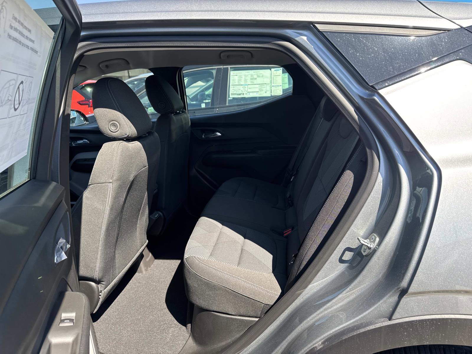 New 2027 Chevrolet Bolt LT w/ Comfort Package image 18