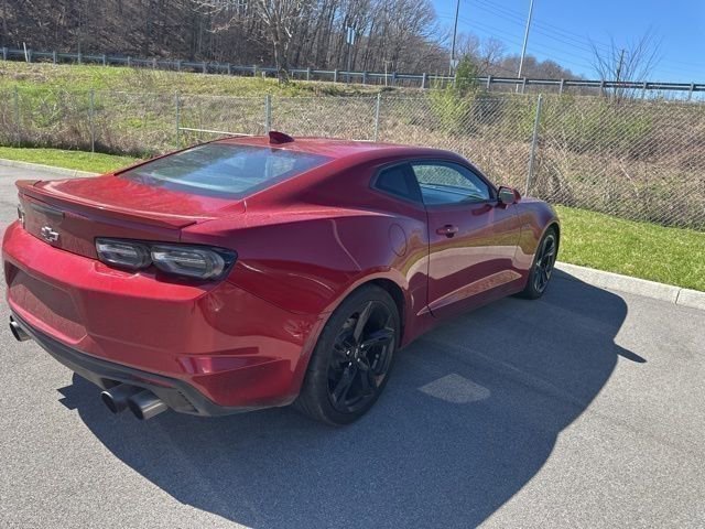 Used 2022 Chevrolet Camaro LT w/ RS Package image 20