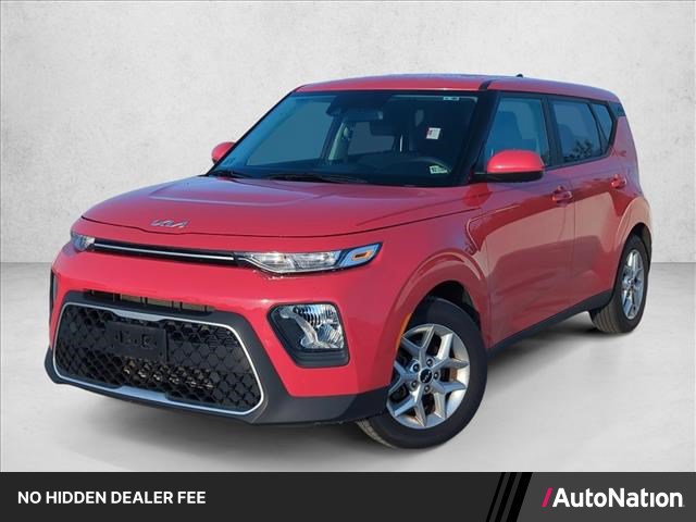 Used 2022 Kia Soul LX w/ Technology Package FWD image 1