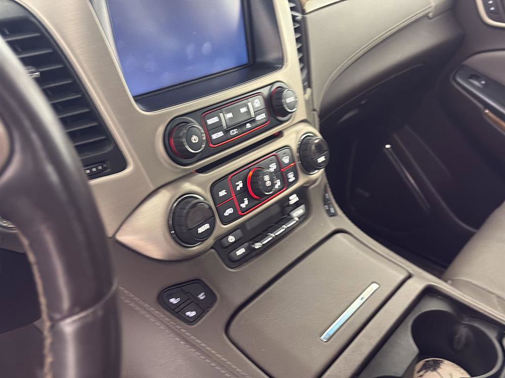 Used 2016 GMC Yukon XL Denali w/ Open Road Package image 8