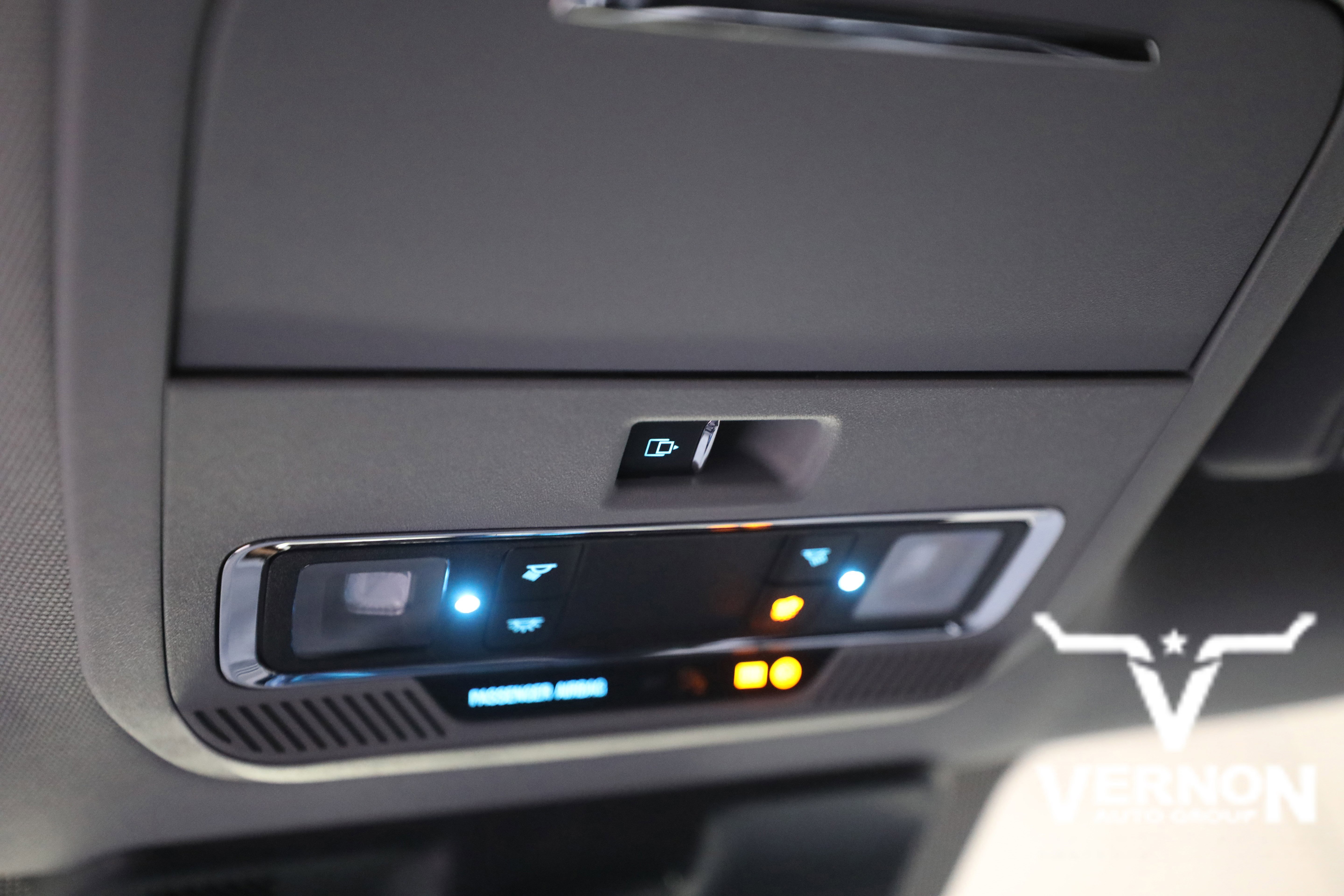 New 2026 Ford F250 Lariat w/ Chrome Package image 27