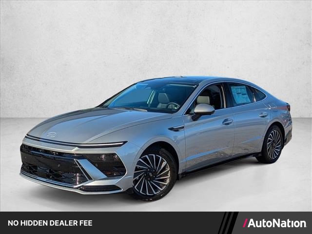 Certified 2025 Hyundai Sonata Limited FWD image 1