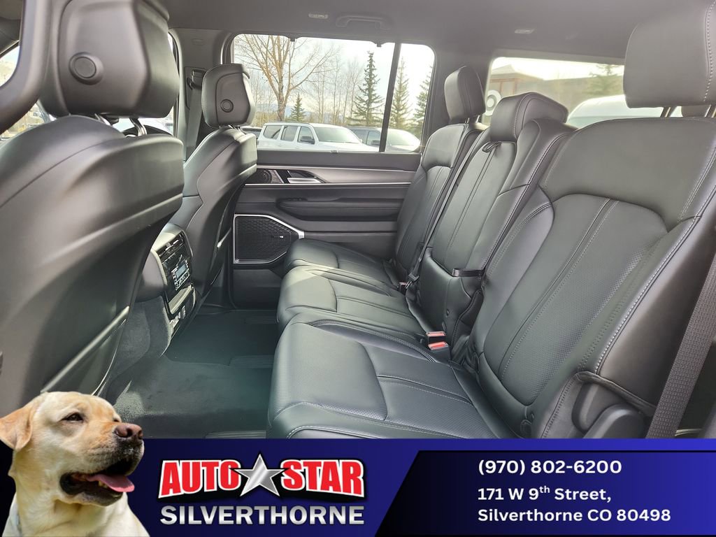 New 2025 Jeep Wagoneer L Series II w/ Convenience Group I image 20