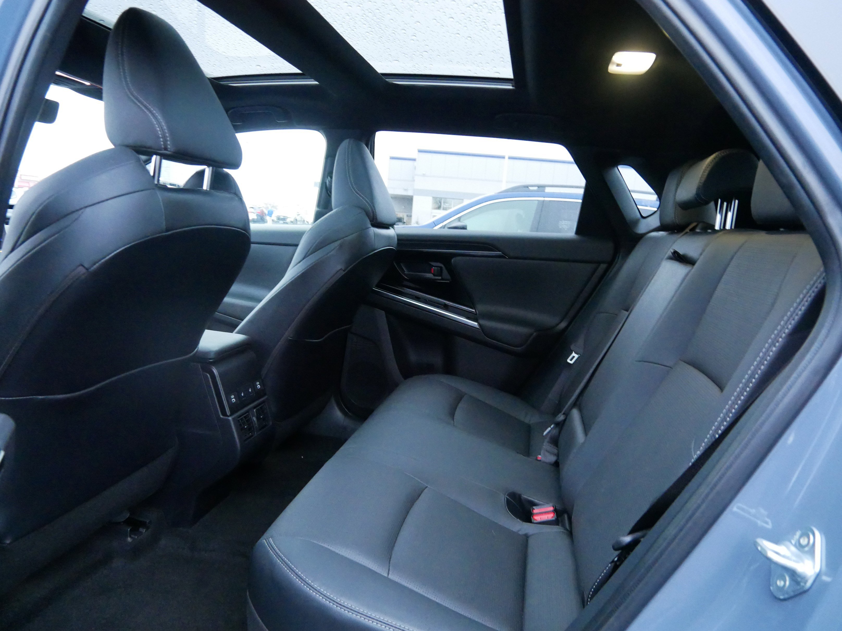 Used 2023 Subaru Solterra AWD image 33