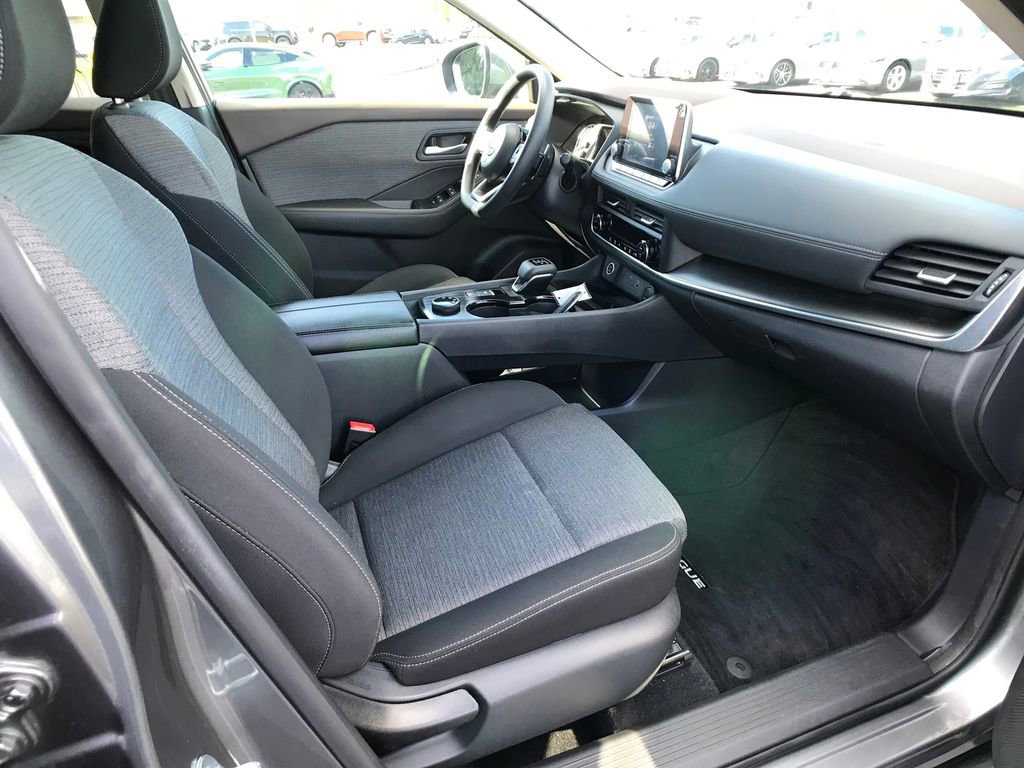 Used 2023 Nissan Rogue SV AWD/4WD image 27