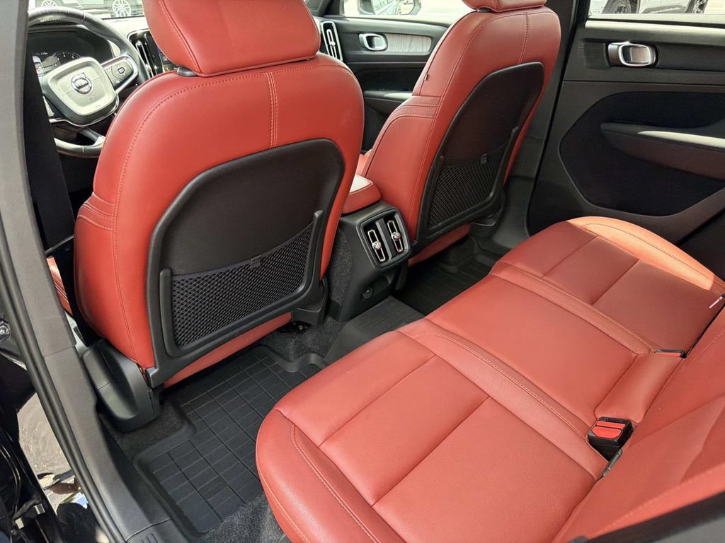 Used 2019 Volvo XC40 T5 Inscription AWD/4WD image 15