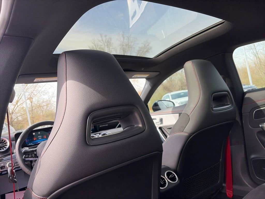 Used 2025 Mercedes-Benz CLA 35 AMG 4MATIC image 26