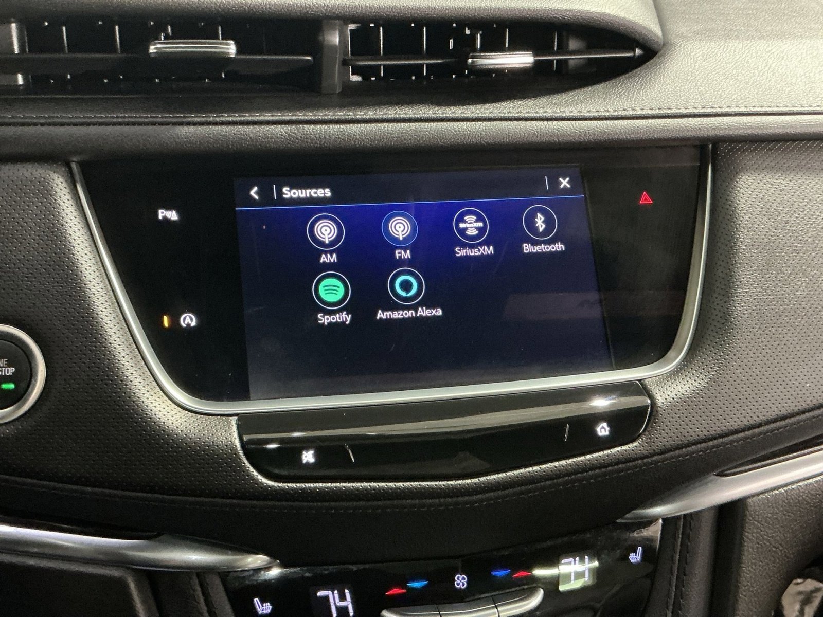 Used 2023 Cadillac XT5 Premium Luxury image 26