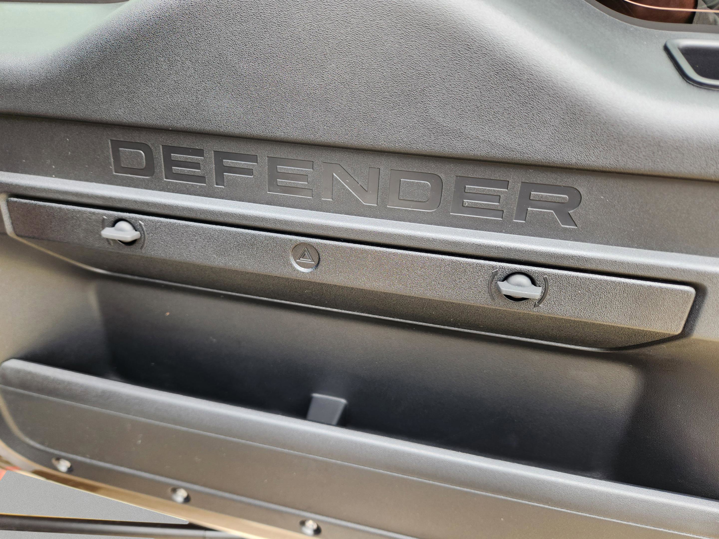 New 2026 Land Rover Defender 110 S AWD/4WD image 28