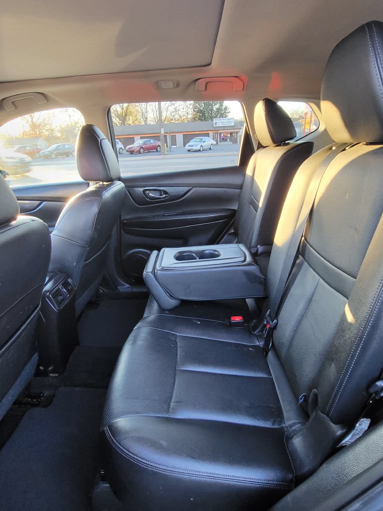 Used 2016 Nissan Rogue SL w/ SL Premium Package AWD/4WD image 13