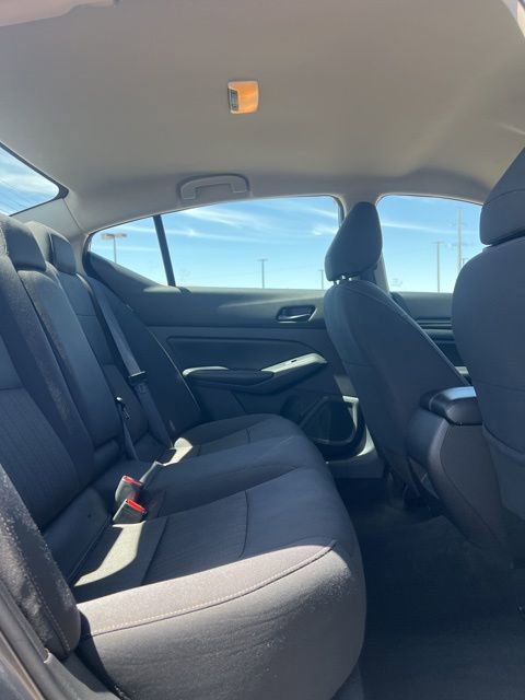Used 2024 Nissan Altima 2.5 SV AWD/4WD image 32