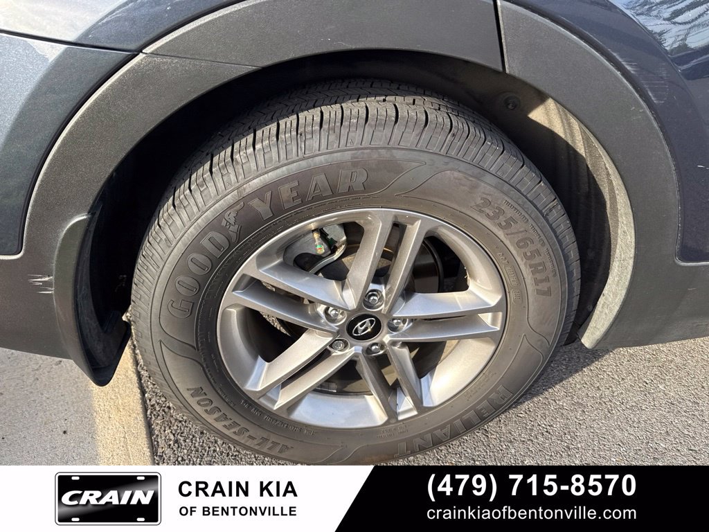 Used 2017 Hyundai Santa Fe Sport FWD image 25