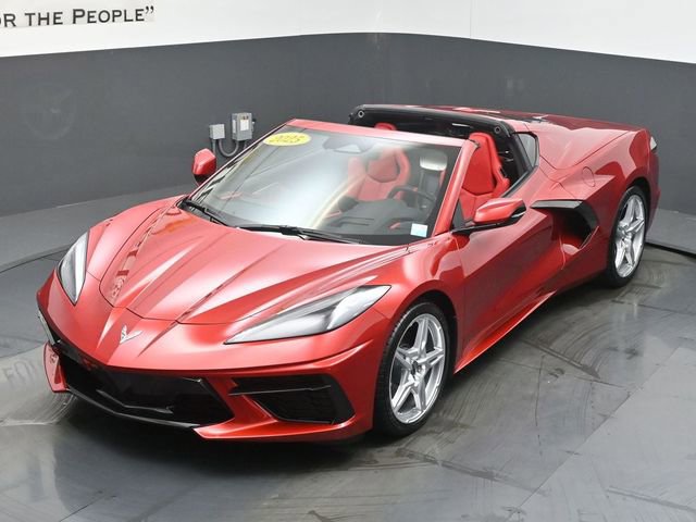 Used 2025 Chevrolet Corvette Stingray Preferred Cpe w/ Chrome Exterior Badge Package image 44