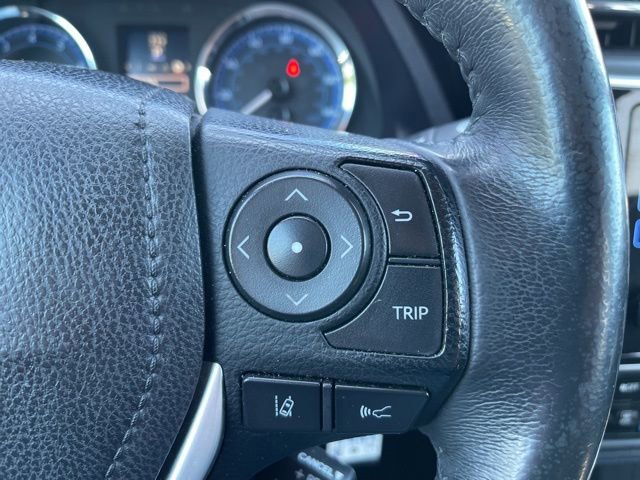 Used 2017 Toyota Corolla SE w/ Carpet Mat Package (TMS) FWD image 19