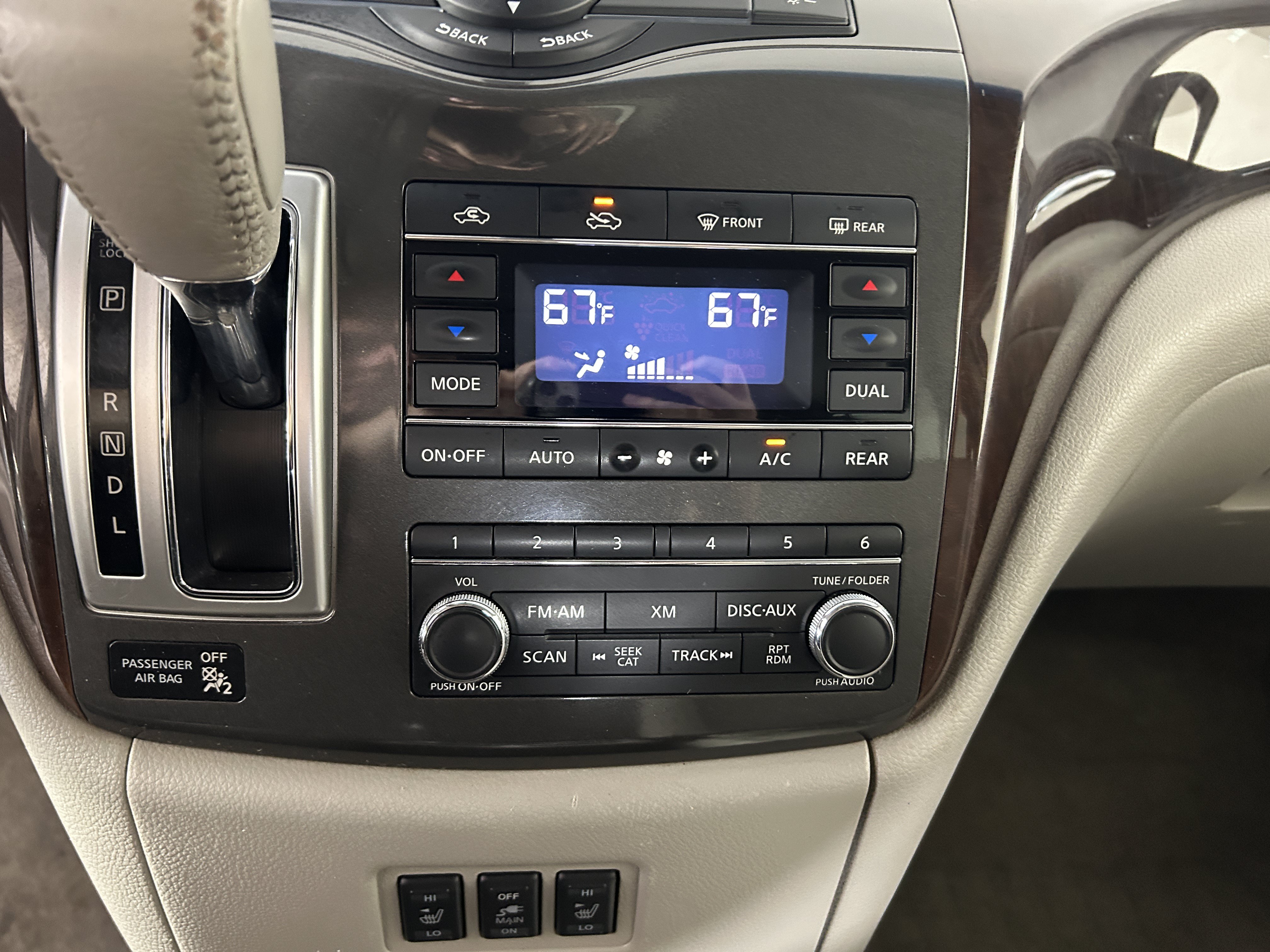 Used 2012 Nissan Quest SL FWD image 19
