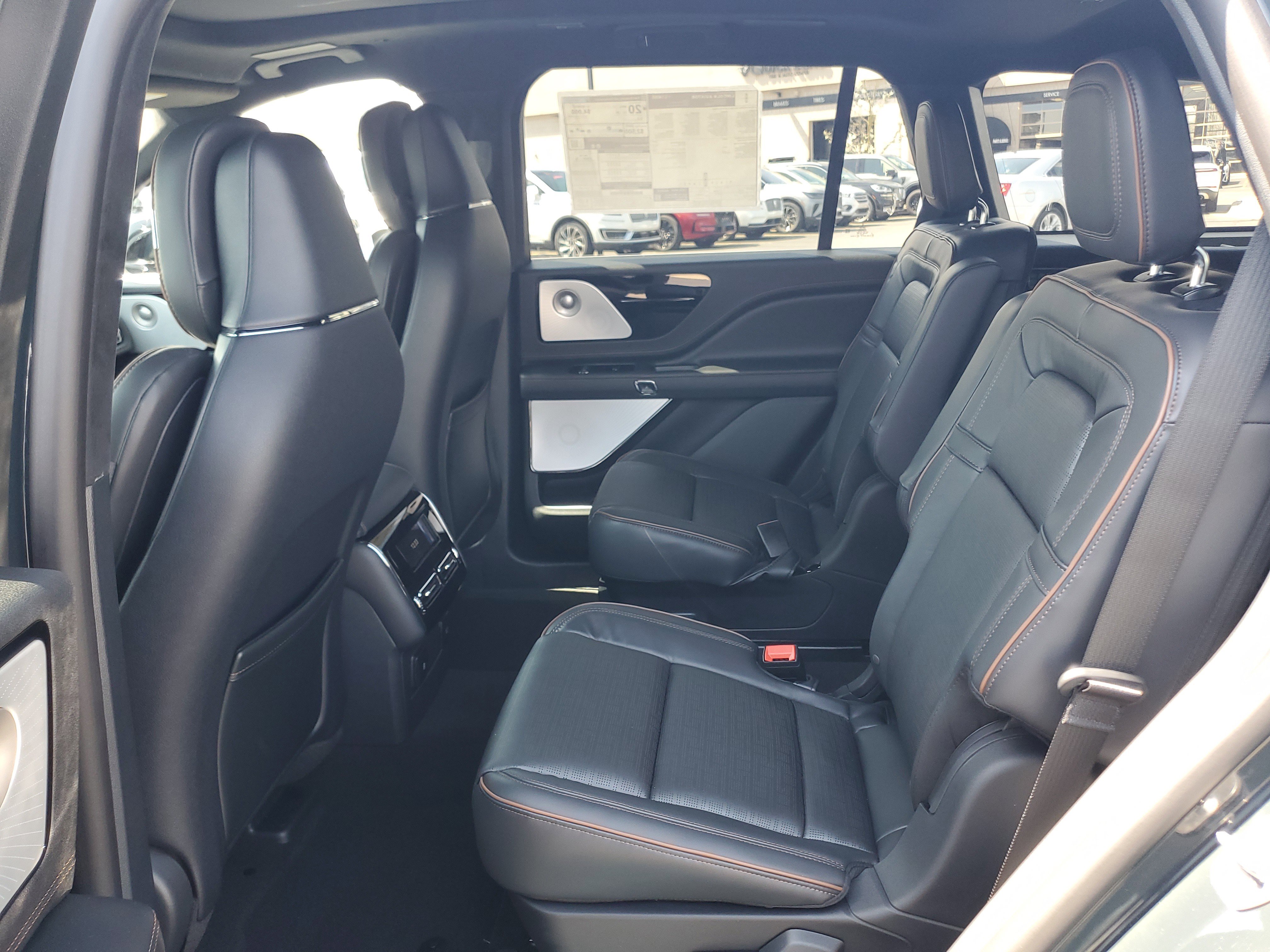 New 2026 Lincoln Aviator Black Label image 23