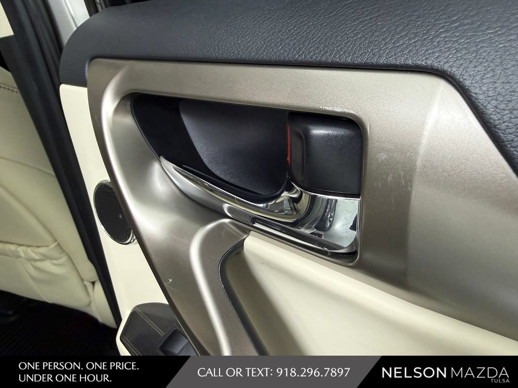 Used 2020 Lexus GX 460 Luxury w/ Luxury Sport Package AWD/4WD image 45