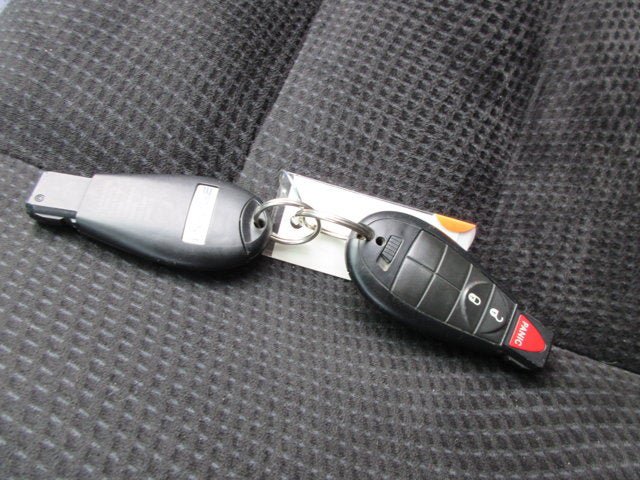 Used 2019 Dodge Grand Caravan SE FWD image 23