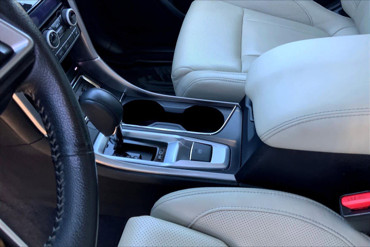 Used 2022 Subaru Ascent Limited image 16