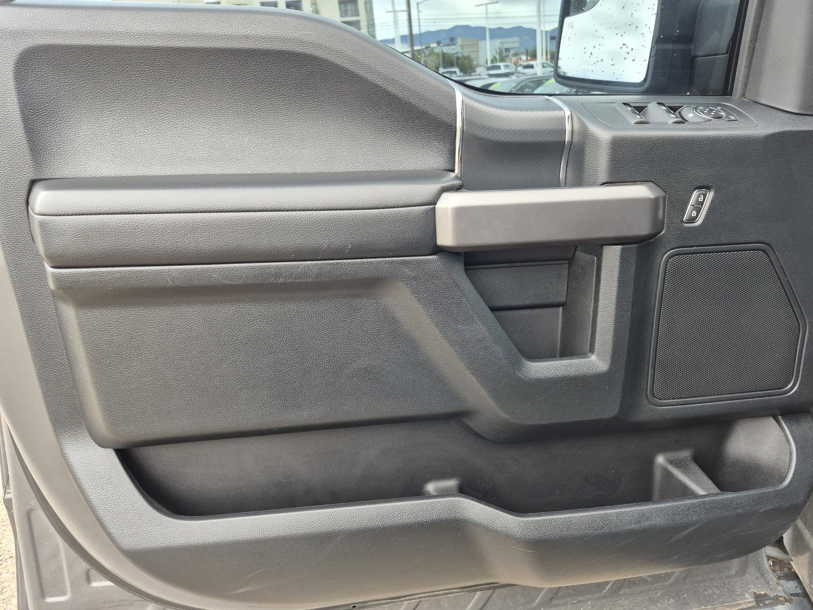Used 2020 Ford F150 XLT w/ Equipment Group 302A Luxury AWD/4WD image 15
