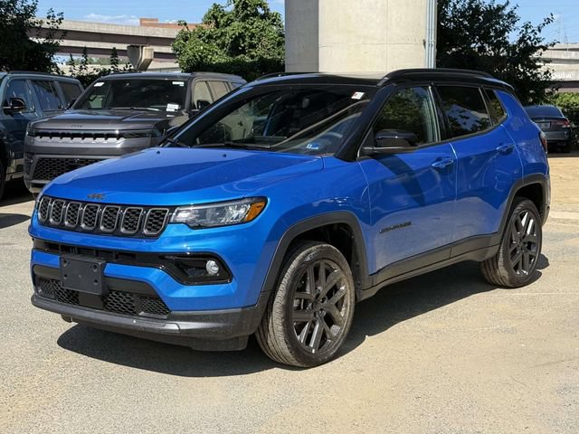 Used 2026 Jeep Compass Limited w/ Sun, Sound & Navigation Group AWD/4WD image 6