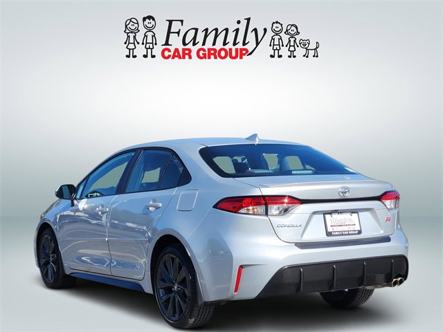 Certified 2025 Toyota Corolla SE w/ Convenience Package image 3