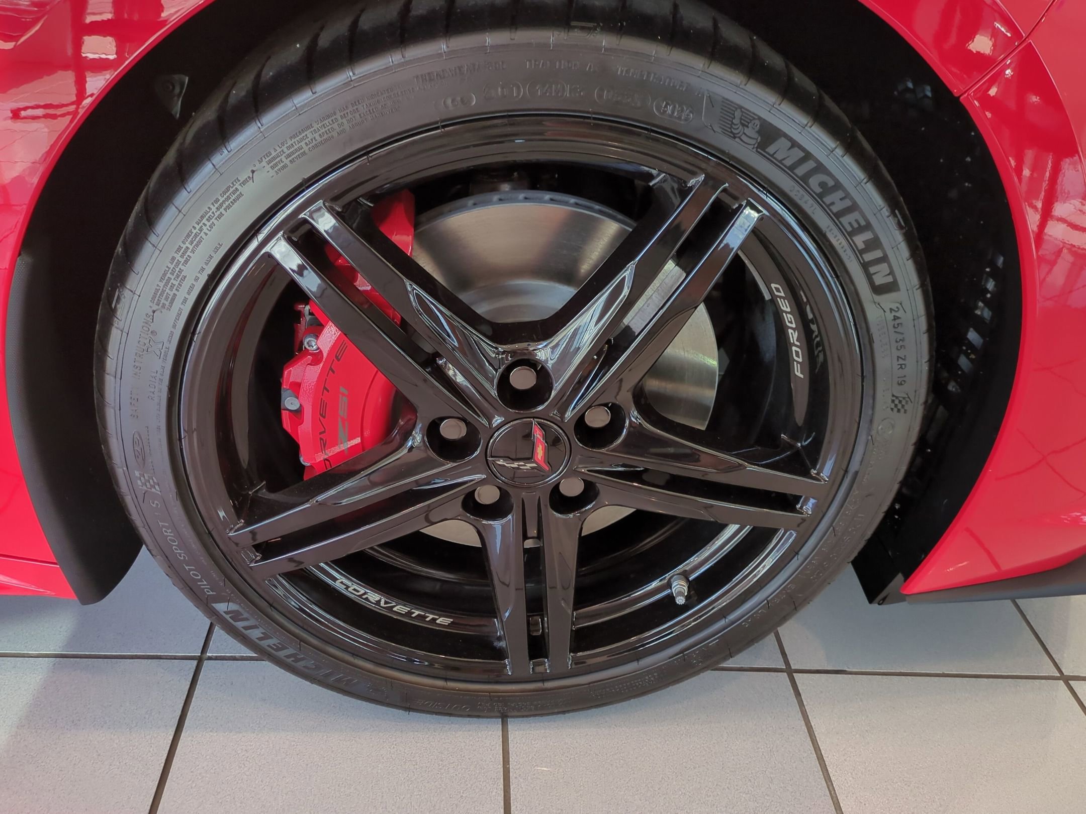 New 2026 Chevrolet Corvette Stingray Preferred Cpe w/ Z51 Performance Package RWD image 9