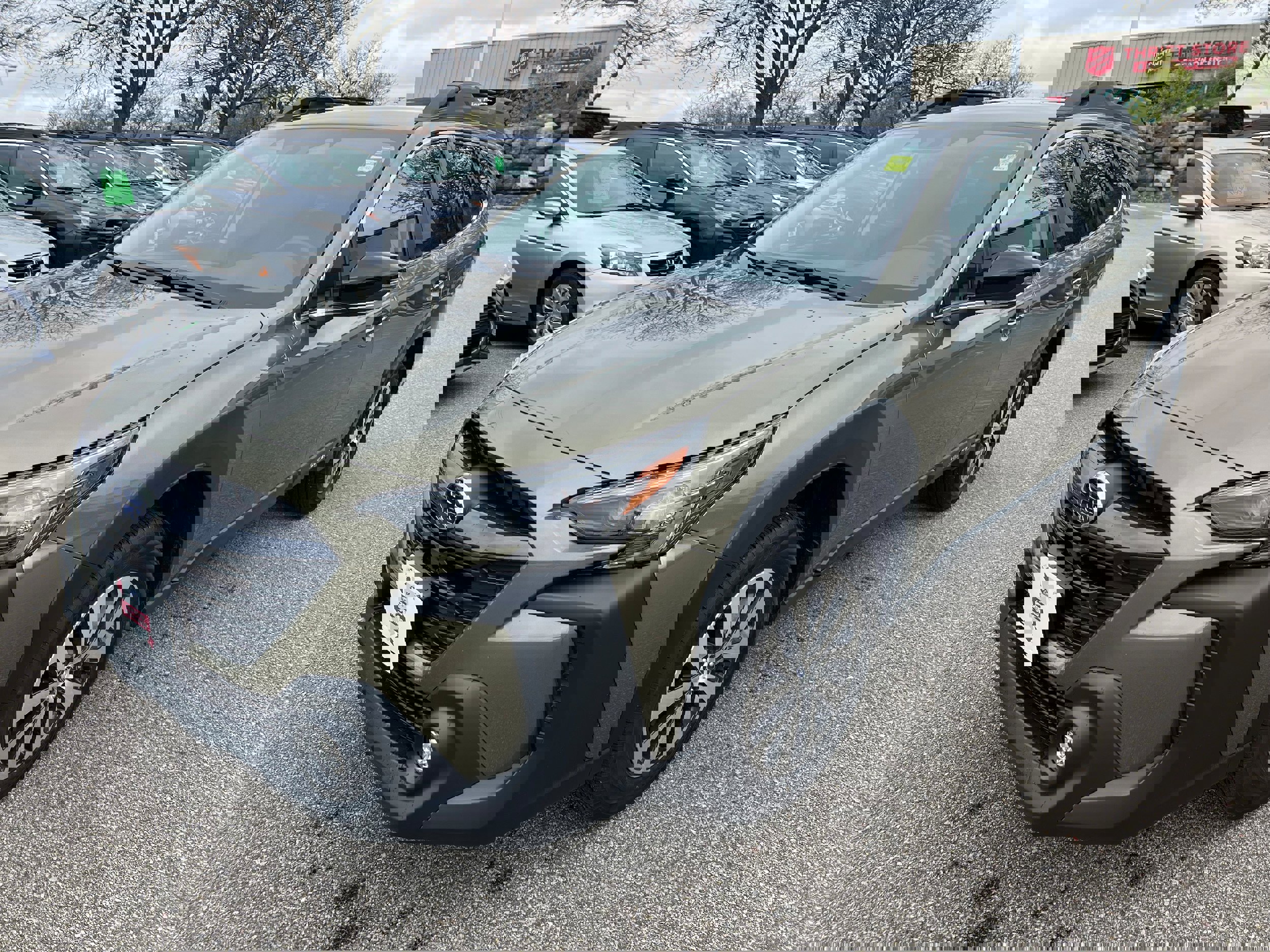 Certified 2025 Subaru Outback Premium w/ Popular Package #1A image 3