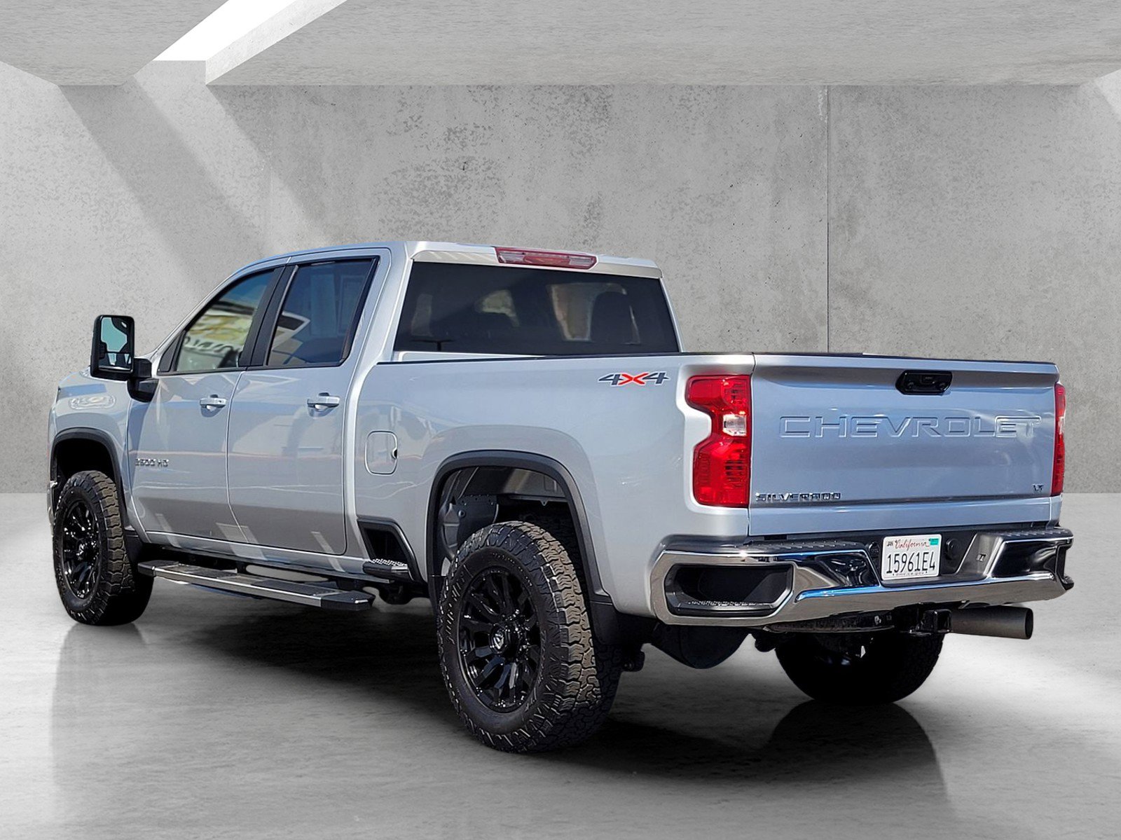 Used 2023 Chevrolet Silverado 2500 LT image 6