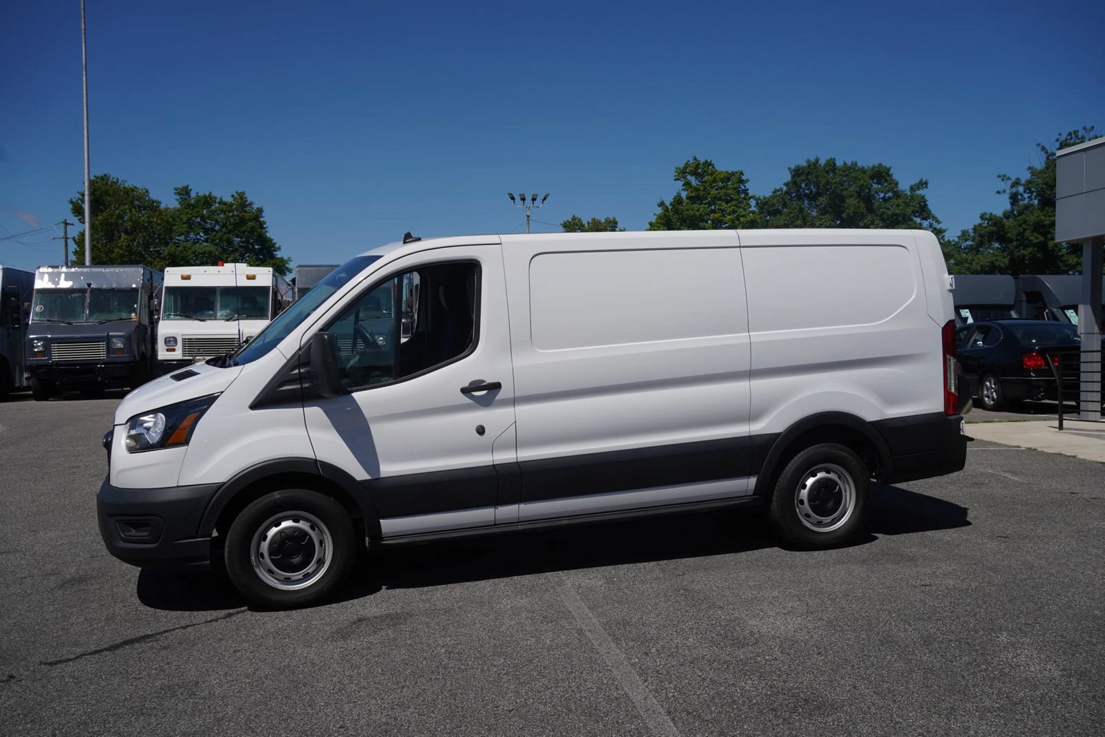 Used 2022 Ford Transit 150 Low Roof w/ Upfitter Package RWD image 6