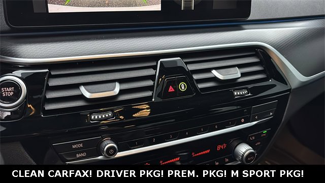 Used 2022 BMW 530e xDrive 530e iPerformance w/ Premium Package image 16