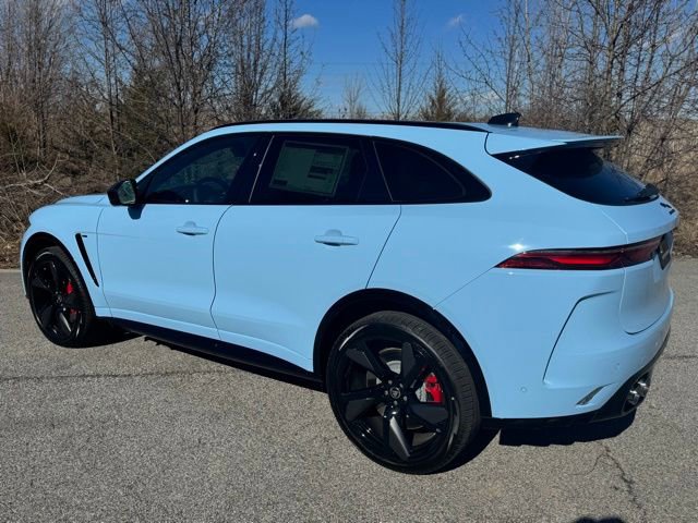New 2026 Jaguar F-PACE SVR image 7