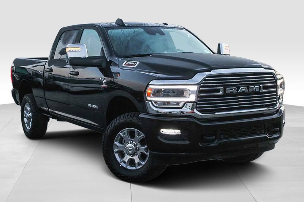 Used 2024 RAM 2500 Laramie w/ Safety Group AWD/4WD image 2