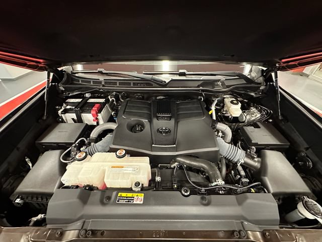 Used 2023 Toyota Tundra Limited AWD/4WD image 26