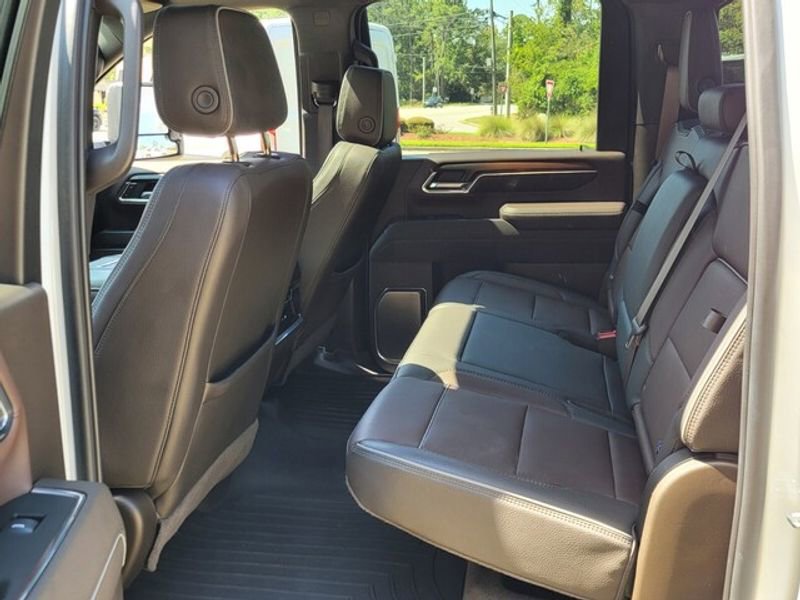 Used 2024 GMC Sierra 2500 Denali w/ Denali Reserve Package image 7
