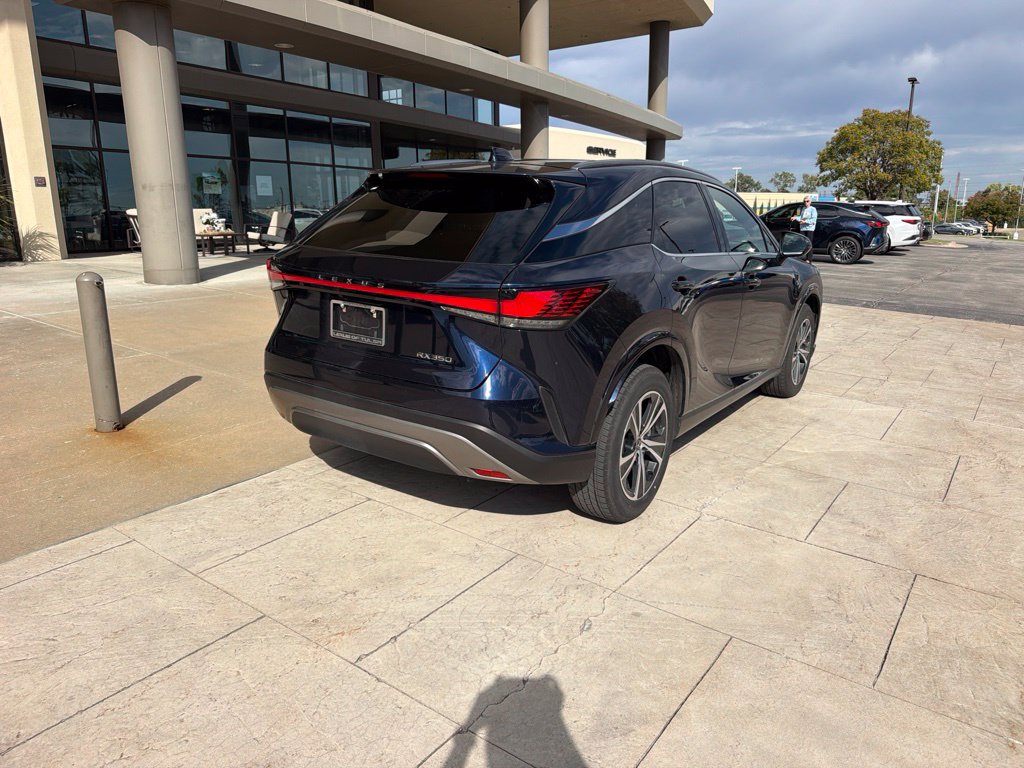 Used 2025 Lexus RX 350 Premium w/ Accessory Package (Z1) FWD image 3