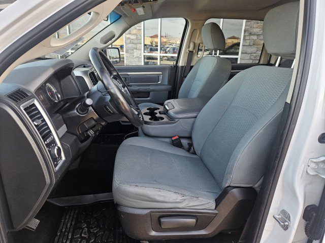 Used 2016 RAM 1500 Classic SLT w/ Luxury Group image 11
