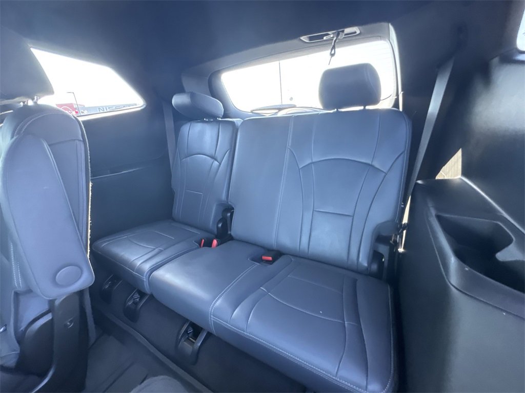 Used 2023 Buick Enclave Essence w/ Experience Buick Package image 29