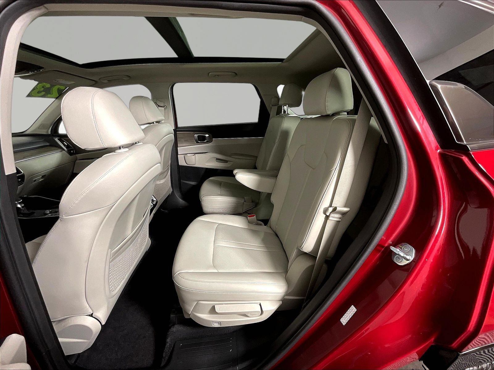 Used 2023 Kia Sorento EX w/ Panoramic Sunroof Package FWD image 22